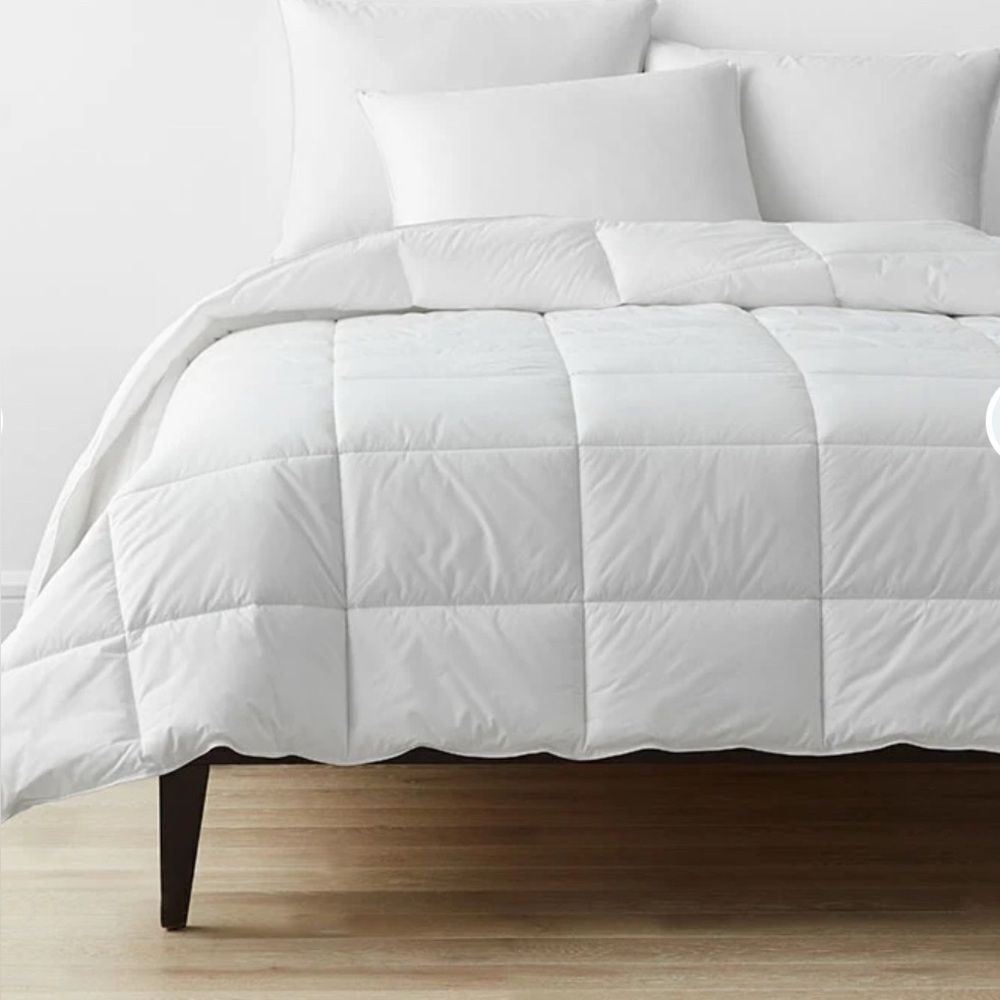 The Company Store LaCrosse LoftAIRE™ Down Alt Medium Comforter, White, Twin, New